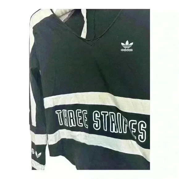 Adidas Three Stripes Logo Streetwear Women’s Long Sleeve, size XS - Picture 2 of 4